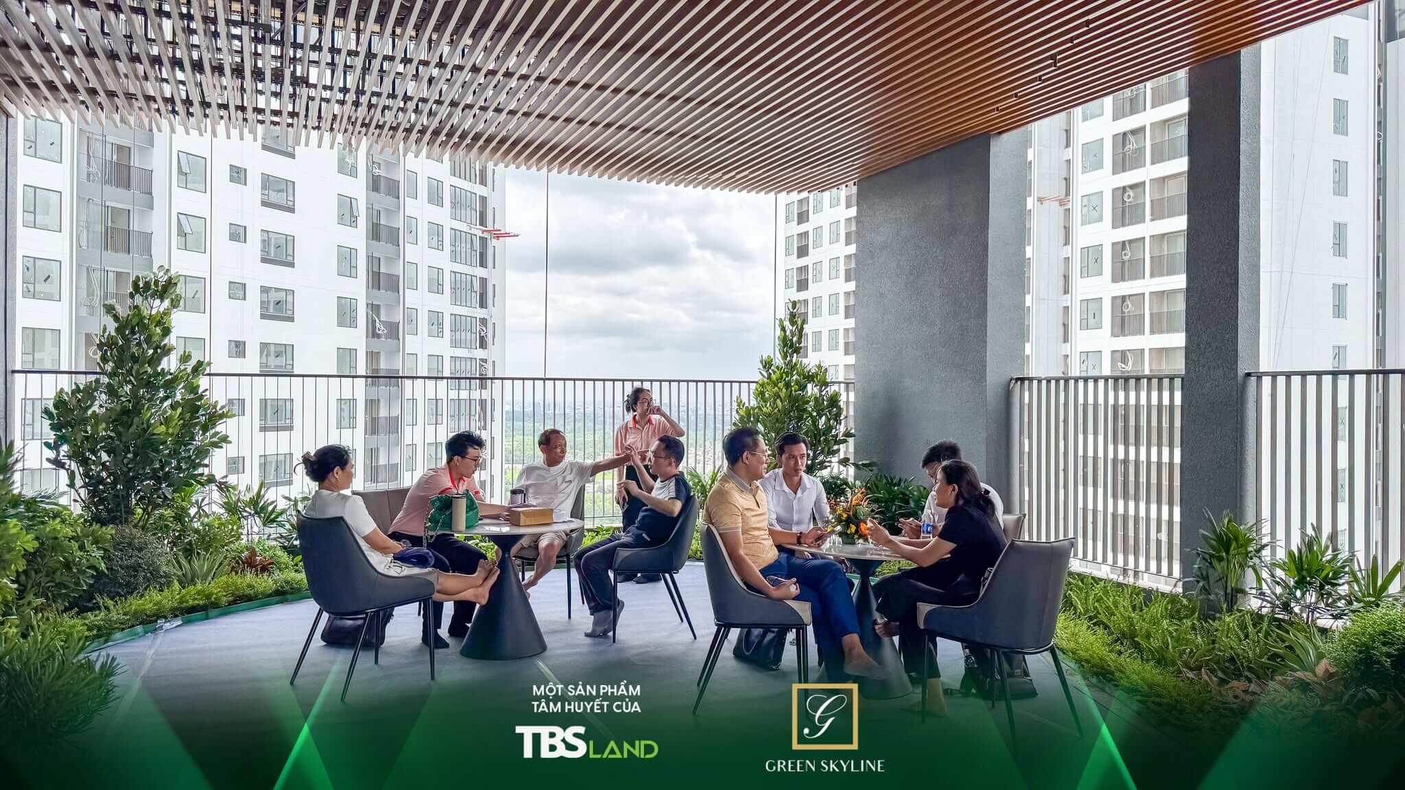 MÙA HÈ HIỆN HỮU NGAY HIÊN NHÀ GREEN SKYLINE
